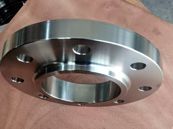 不锈钢法兰装置的要求和注重问题有哪些？